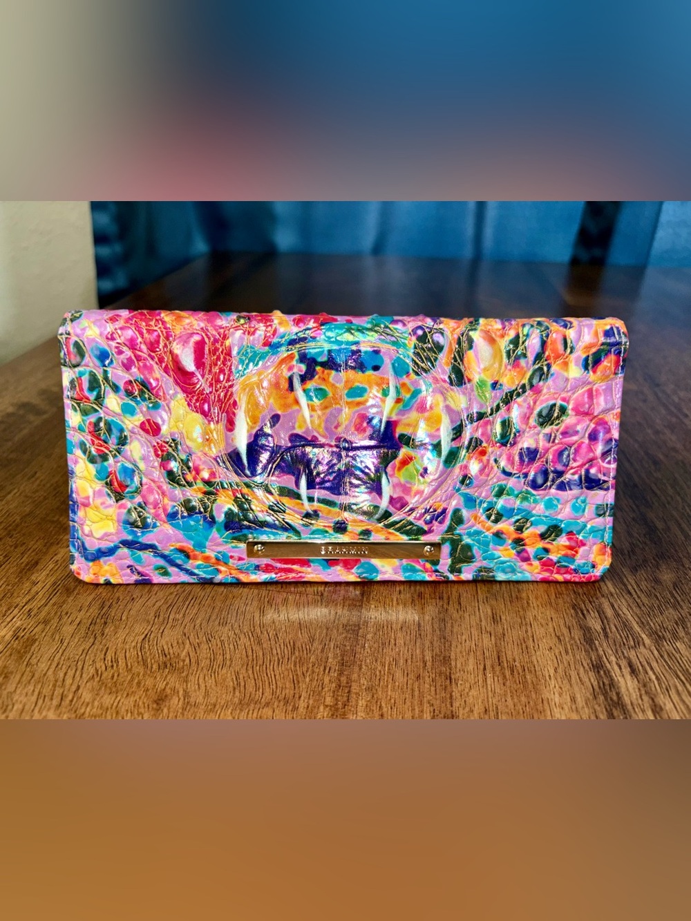 Brahmin NWOT Ady - Rainbow Reef - Iridescent - Holographic - FRONT EYE